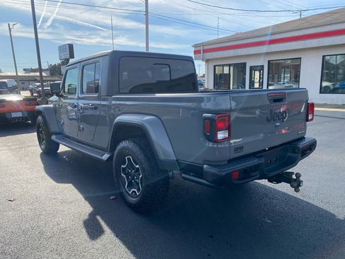 Used 2021 Jeep Gladiator Sport image 7