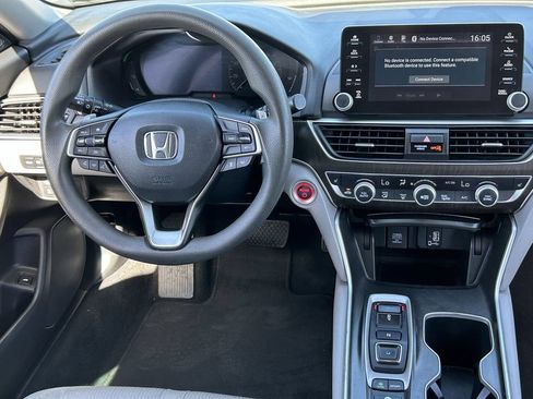 Used 2019 Honda Accord EX image 14