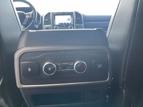 Used 2021 Ford Expedition Max XLT image 21