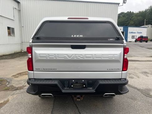 Used 2020 Chevrolet Silverado 1500 Custom Trail Boss w/ Custom Convenience Package AWD/4WD image 7