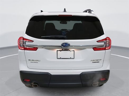 Used 2023 Subaru Ascent Limited image 6