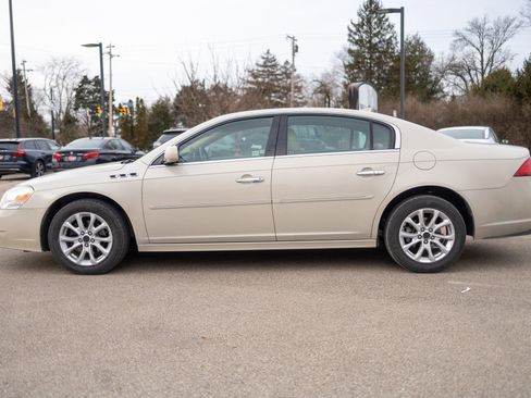 Used 2011 Buick Lucerne CXL image 14