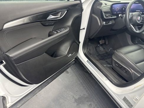 Used 2024 Buick Envision Preferred image 34