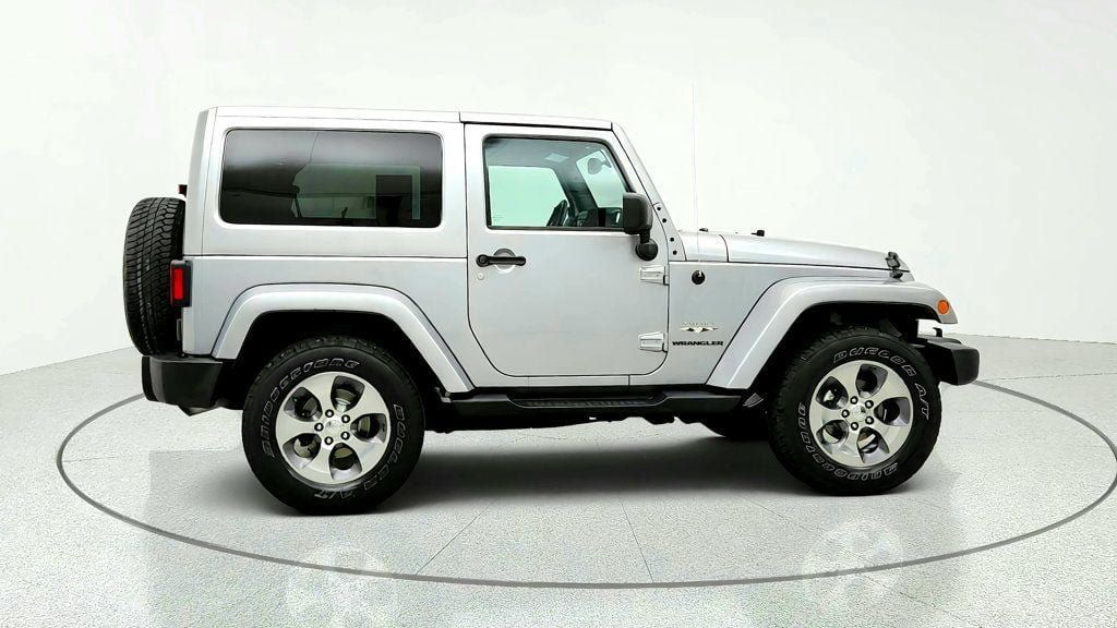 Used 2016 Jeep Wrangler Sahara w/ Connectivity Group AWD/4WD image 4