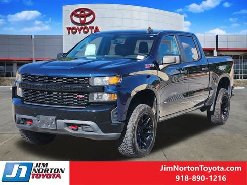 Used 2020 Chevrolet Silverado 1500 Custom Trail Boss w/ Custom Convenience Package AWD/4WD image 3