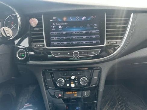 Used 2018 Buick Encore Preferred image 8