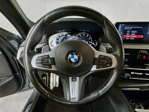 Used 2018 BMW 530i image 9