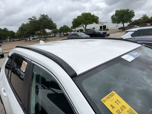 Used 2023 Toyota RAV4 XLE image 4