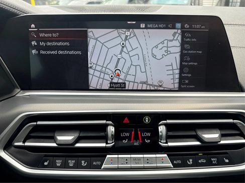 Used 2020 BMW X6 M50i w/ Premium Package AWD/4WD image 33