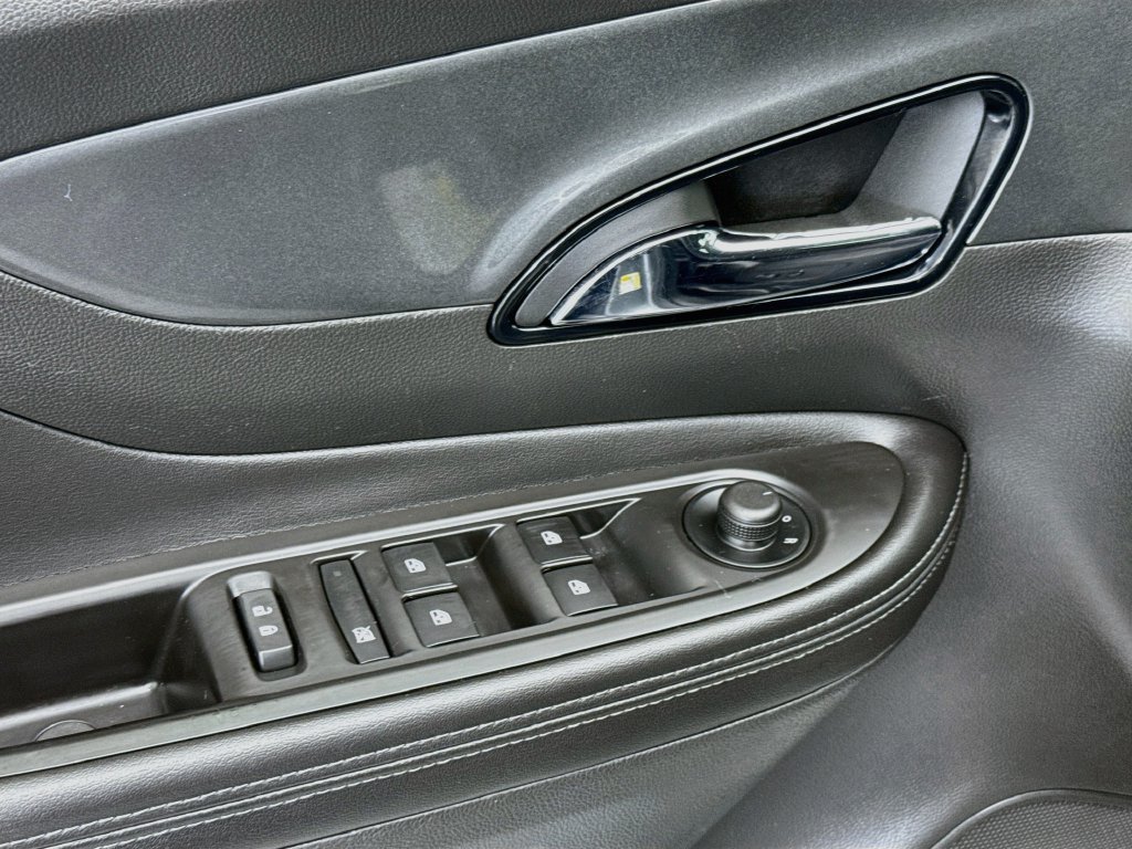 Used 2019 Buick Encore Preferred FWD image 21