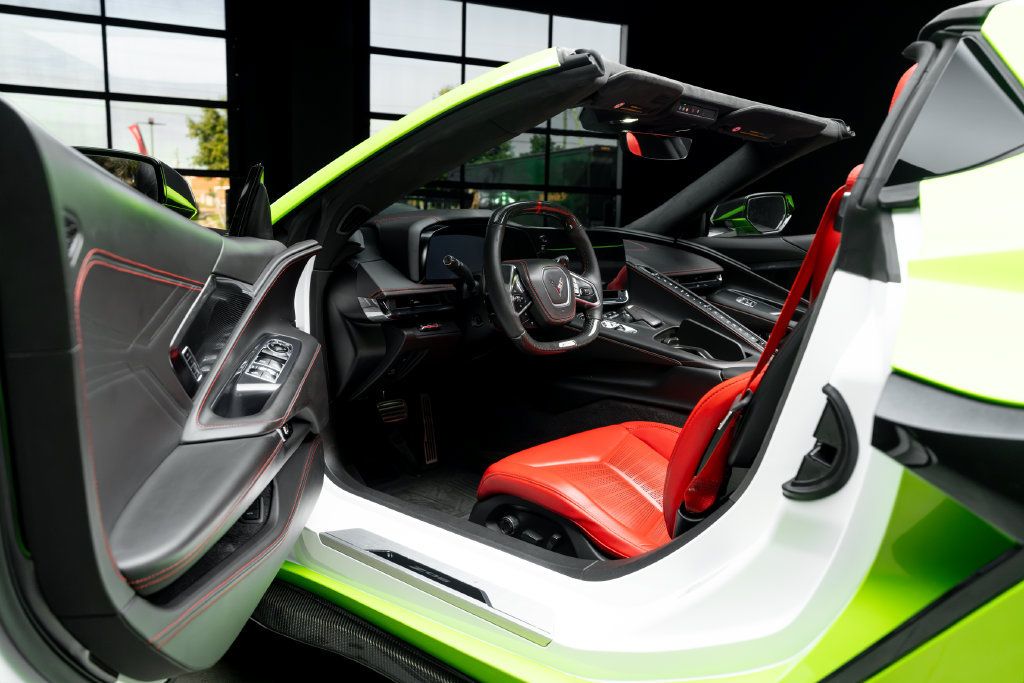Used 2023 Chevrolet Corvette Z06 w/ Stealth Interior Trim Package RWD image 26