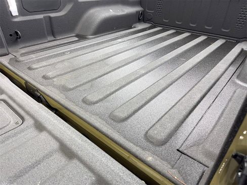 Used 2025 Jeep Gladiator Sport w/ Premium Package image 80