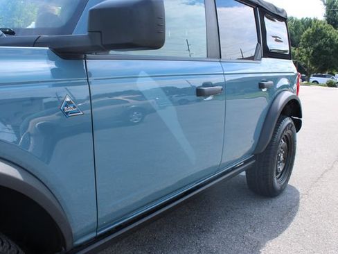 Used 2022 Ford Bronco Black Diamond AWD/4WD image 42