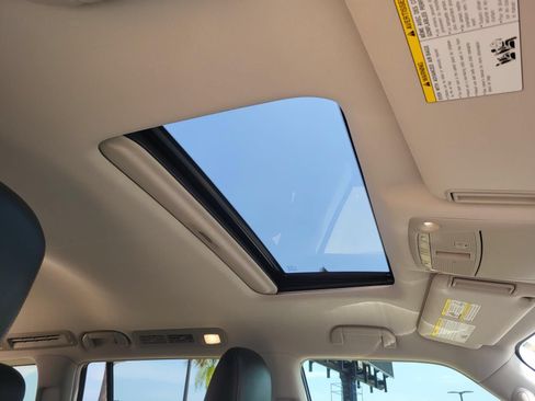 Used 2019 Nissan Armada SL w/ Premium Package RWD image 10