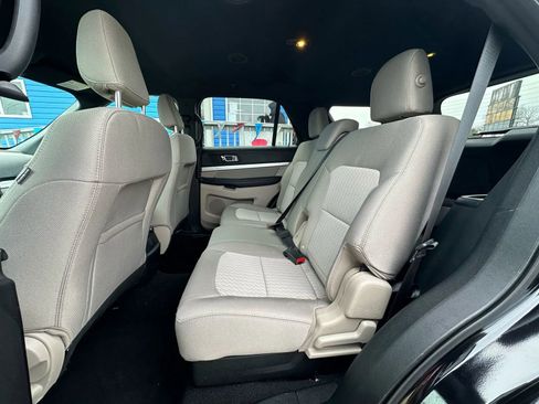 Used 2019 Ford Explorer 4WD image 13