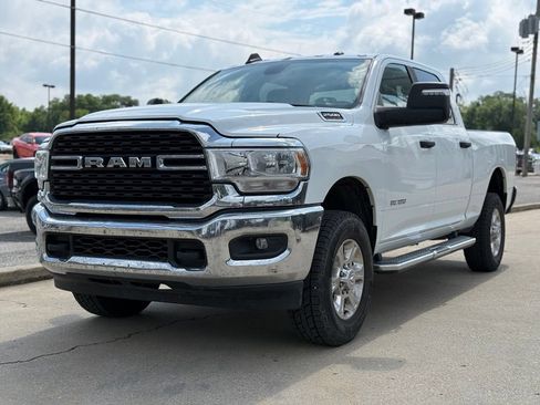 Used 2023 RAM 2500 Big Horn w/ Level 1 Equipment Group AWD/4WD image 2