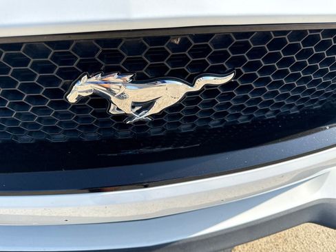 Used 2018 Ford Mustang GT Premium w/ GT Performance Package RWD image 18