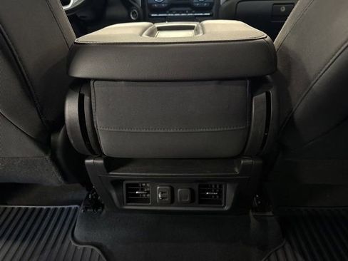 Used 2019 GMC Sierra 1500 SLE w/ SLE Value Package image 39