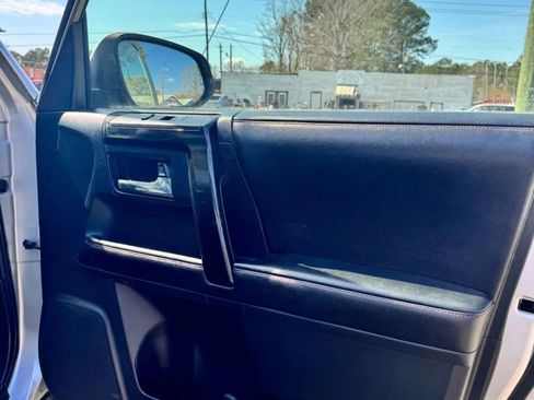 Used 2015 Toyota 4Runner Trail image 18