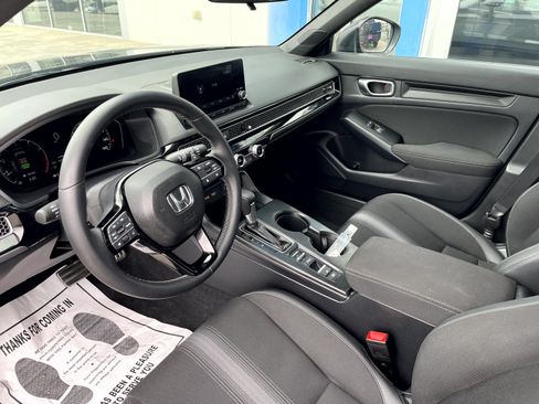 Used 2023 Honda Civic Sport image 12
