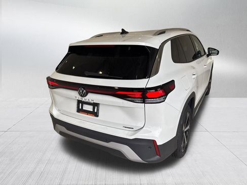 New 2026 Volkswagen Tiguan SE AWD/4WD image 5