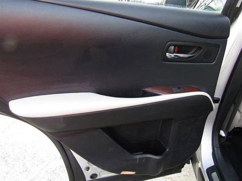 Used 2012 Lexus RX 450h AWD image 31