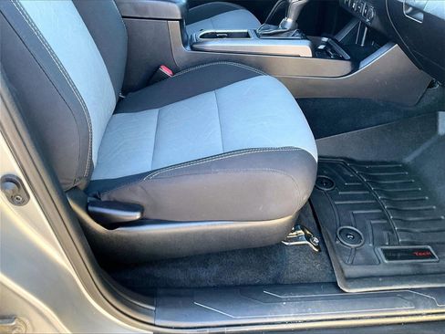 Used 2020 Toyota Tacoma TRD Sport image 34