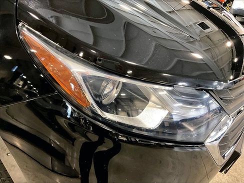 Used 2018 Chevrolet Equinox LS AWD/4WD image 34