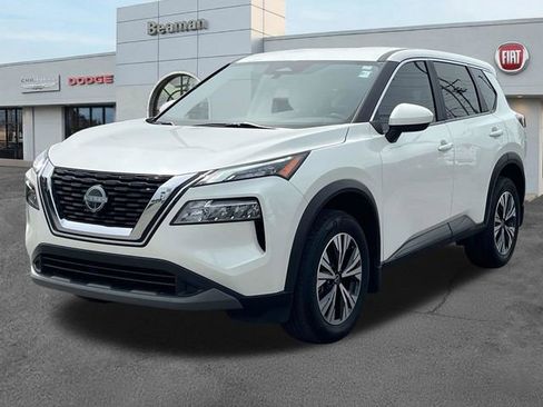 Used 2023 Nissan Rogue SV FWD image 3