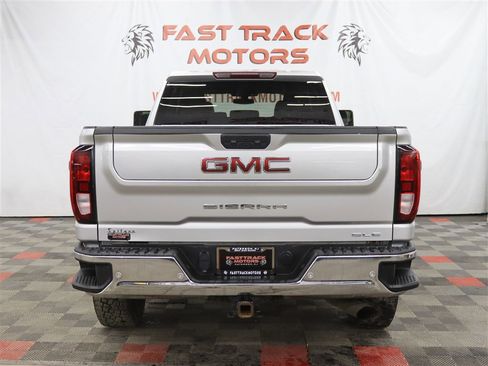 Used 2022 GMC Sierra 2500 SLE w/ X31 Off-Road Package image 5