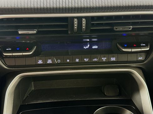 Used 2025 MAZDA CX-90 3.3 Turbo w/ Select Package image 23