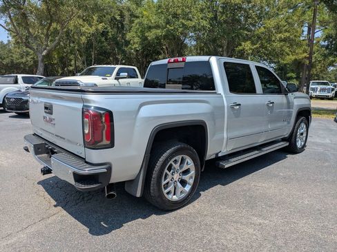 Used 2018 GMC Sierra 1500 SLT AWD/4WD image 4