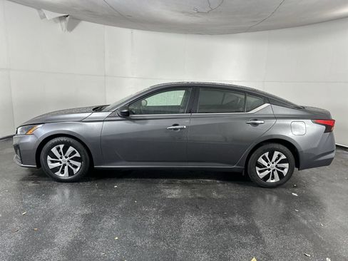 Certified 2024 Nissan Altima 2.5 S image 6