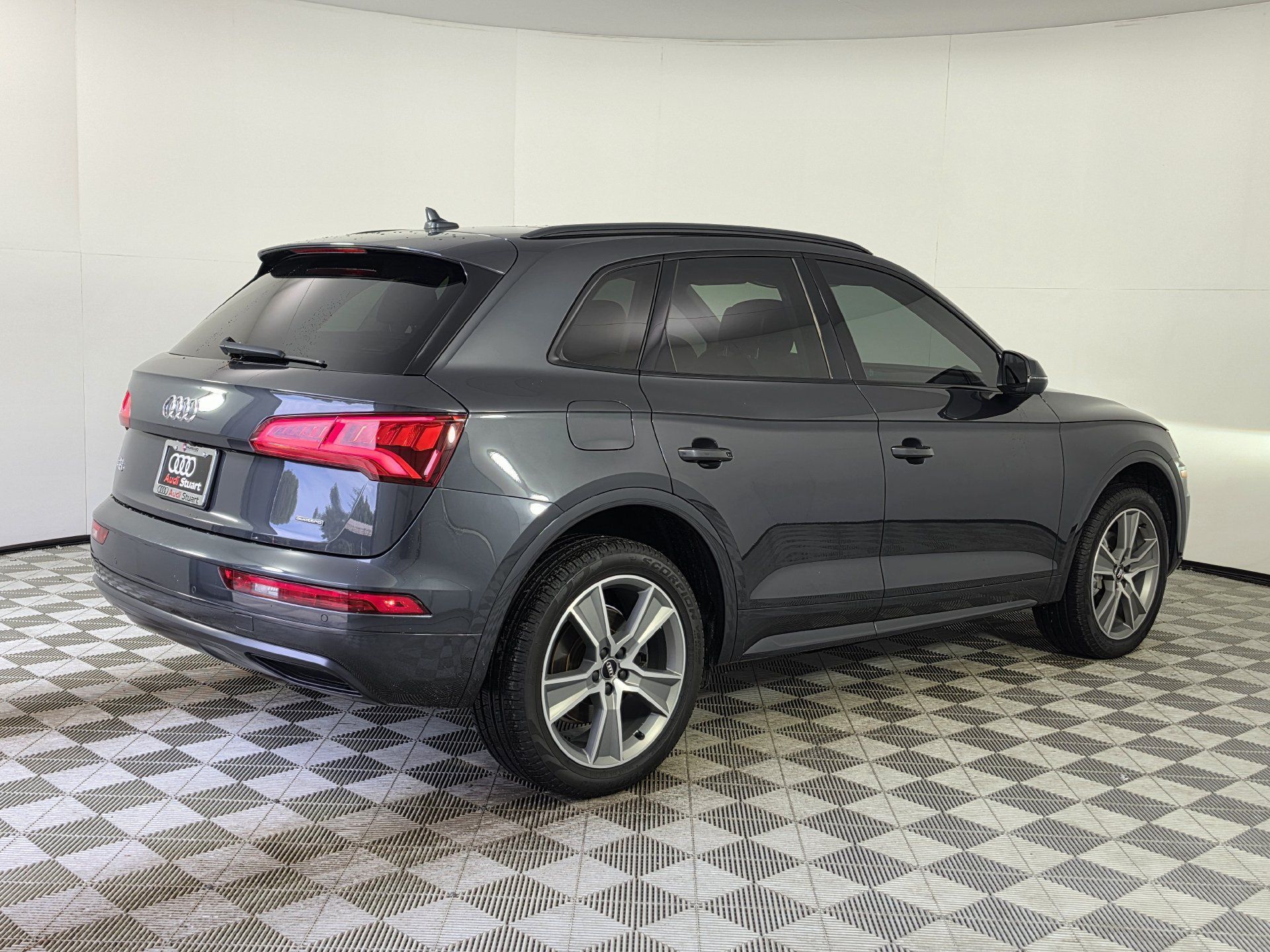 Used 2020 Audi Q5 Premium w/ Premium Plus Package AWD/4WD image 43