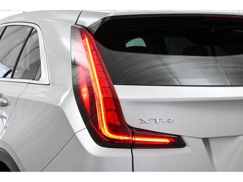 Used 2020 Cadillac XT4 Luxury image 23