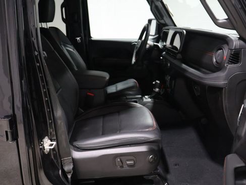 Used 2024 Jeep Wrangler Unlimited Rubicon w/ Convenience Group image 22