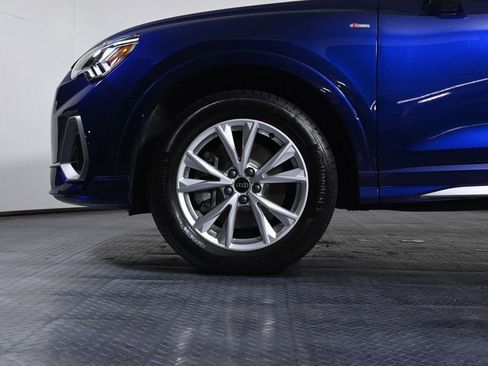 Used 2025 Audi Q3 2.0T Premium w/ Convenience Package AWD/4WD image 22