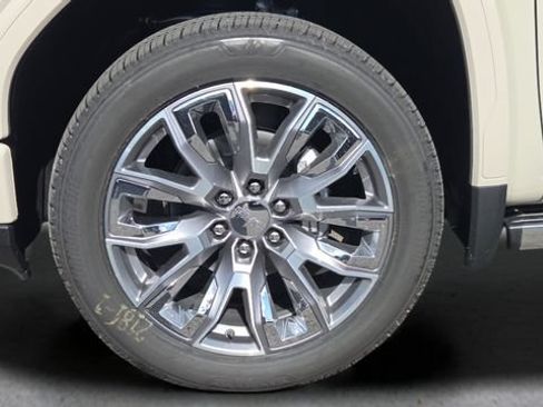 New 2026 GMC Sierra 1500 Denali AWD/4WD image 42
