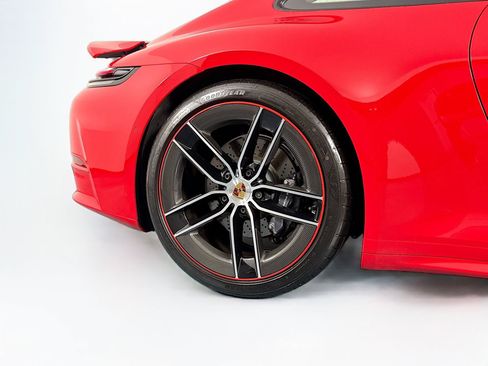 Used 2025 Porsche 911 Carrera RWD image 49