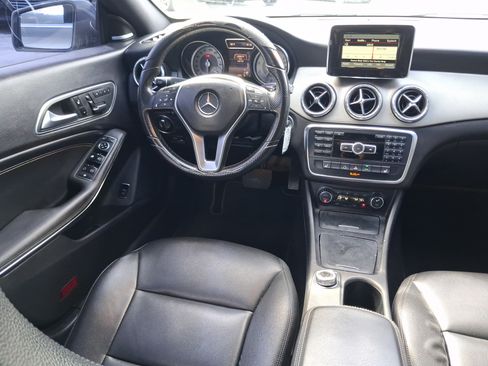 Used 2014 Mercedes-Benz CLA 250 image 26