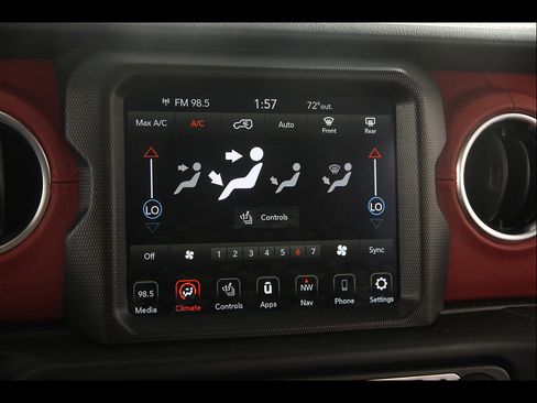 Used 2023 Jeep Wrangler Unlimited Rubicon 4xe AWD/4WD image 11