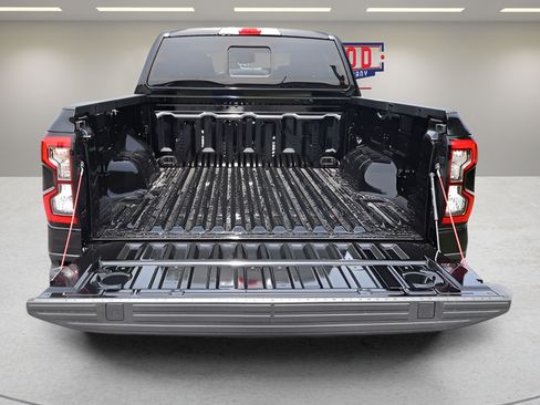 New 2026 Ford Ranger XLT w/ Equipment Group 301A High AWD/4WD image 9