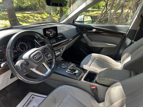 Used 2019 Audi Q5 2.0T Premium image 12
