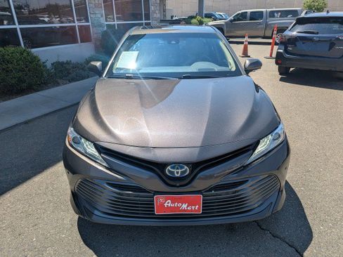 Used 2018 Toyota Camry XLE w/ Audio Package FWD image 7