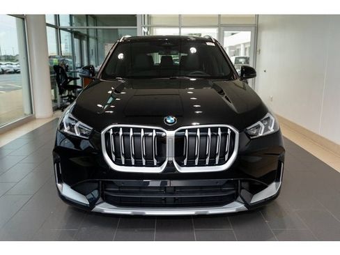 Used 2025 BMW X1 xDrive28i w/ Premium Package image 43