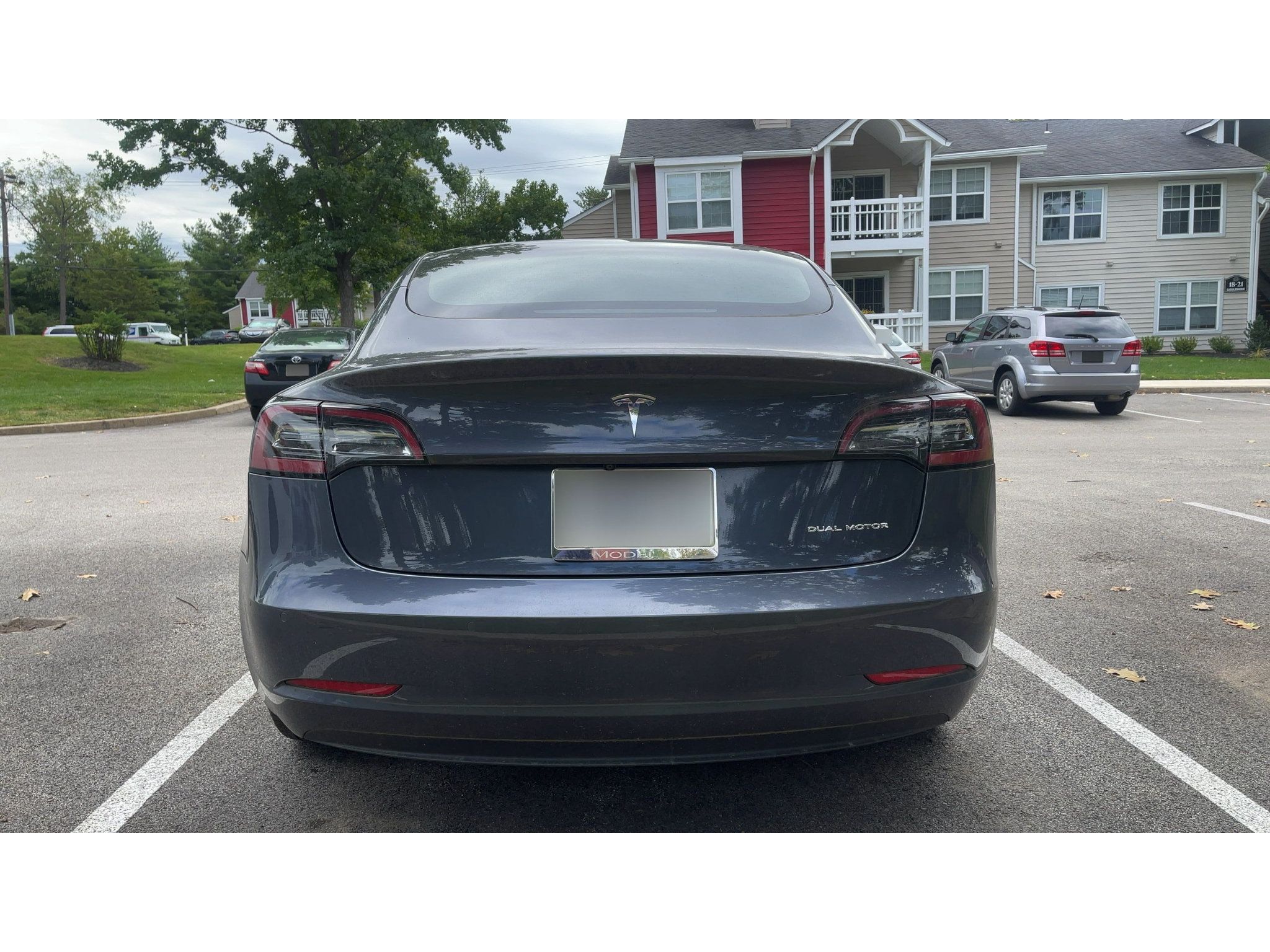 Used 2022 Tesla Model 3 Long Range AWD/4WD image 4