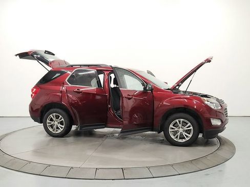 Used 2017 Chevrolet Equinox LT FWD image 16