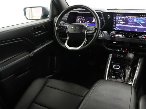 Used 2025 Chevrolet Colorado Trail Boss image 32