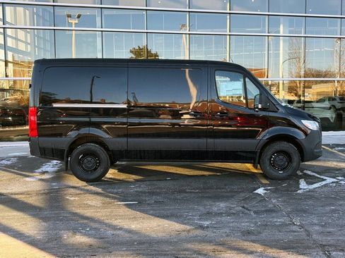 Used 2026 Mercedes-Benz Sprinter 2500 image 2