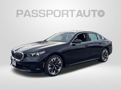 New 2026 BMW 530i xDrive w/ Premium Package